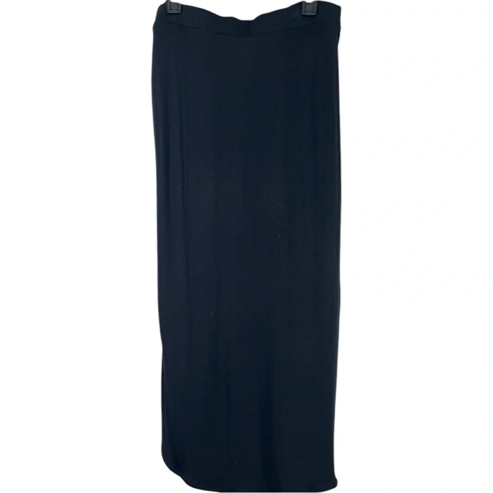 Cabi 5052  Black Run Around Ruched high low Stretchy knit Maxi Skirt size Medium